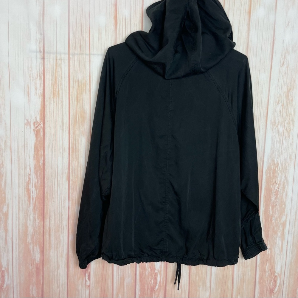 Black Hooded Pullover Jacket - Picture 11 of 11